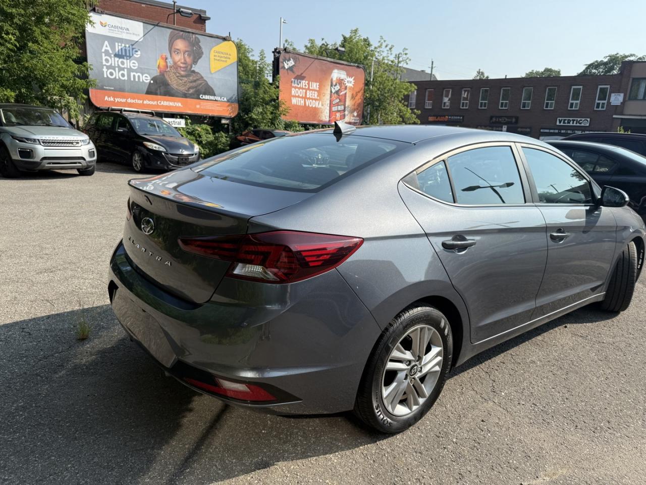 2019 Hyundai Elantra Limited - Photo #4