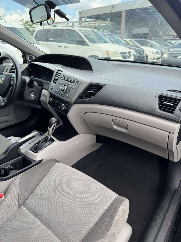 2012 Honda Civic 2dr Auto LX - Photo #7