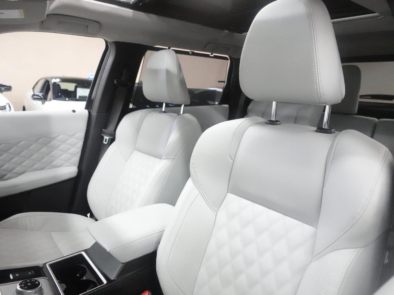2022 Mitsubishi Outlander GT | AWD | Nav | HUD | Leather | Sunroof | CarPlay