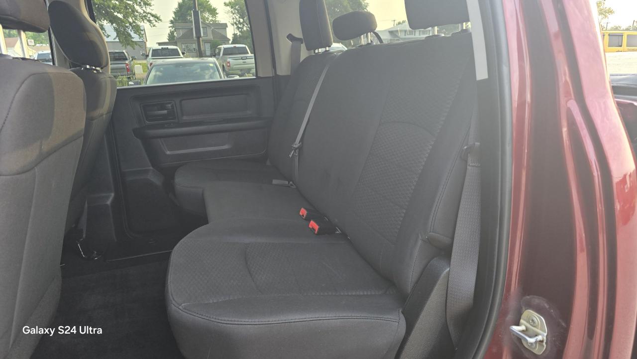 2019 RAM 1500 Classic EXPRESS 4X4 CREW CAB 5'7" BOX - Photo #20