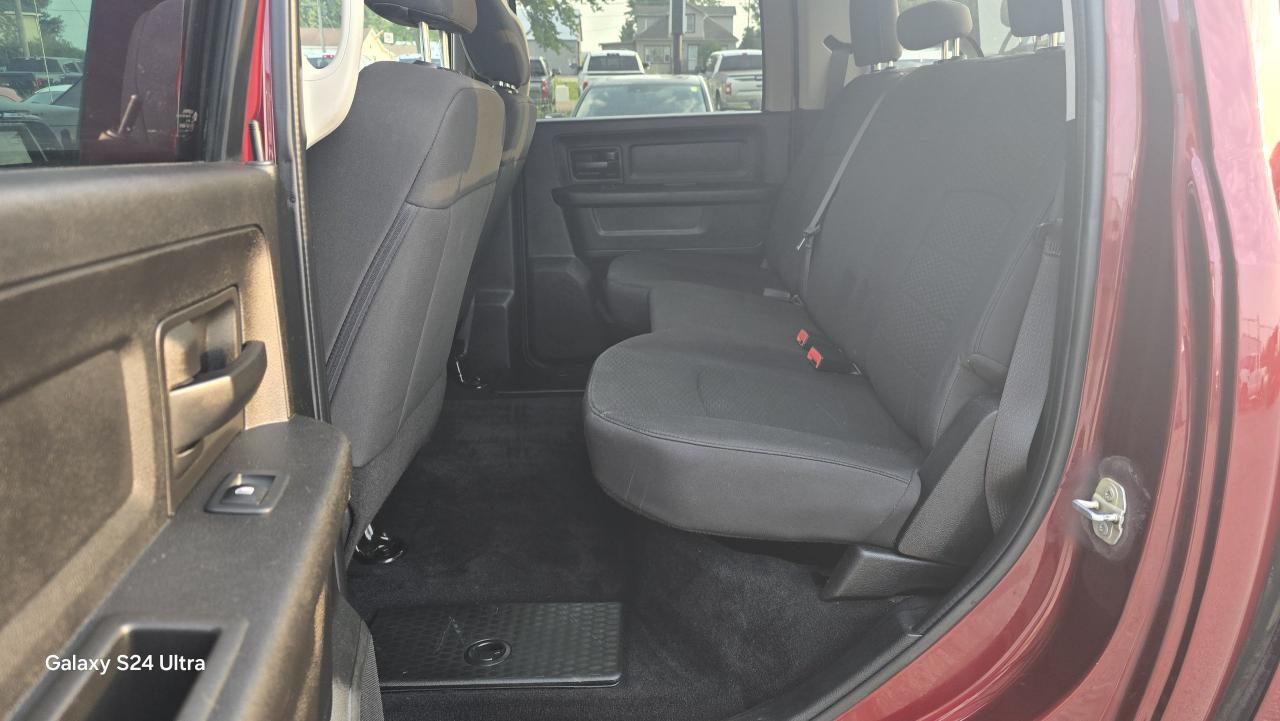 2019 RAM 1500 Classic EXPRESS 4X4 CREW CAB 5'7" BOX - Photo #21