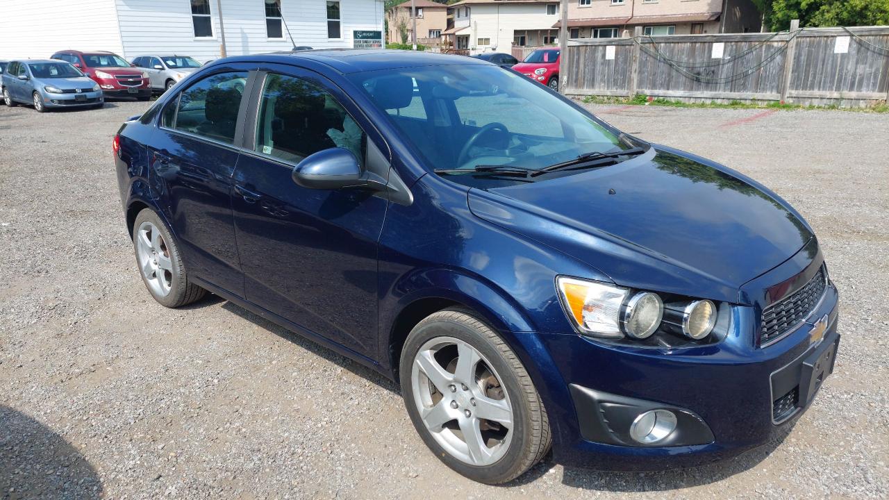 2015 Chevrolet Sonic LT Photo3