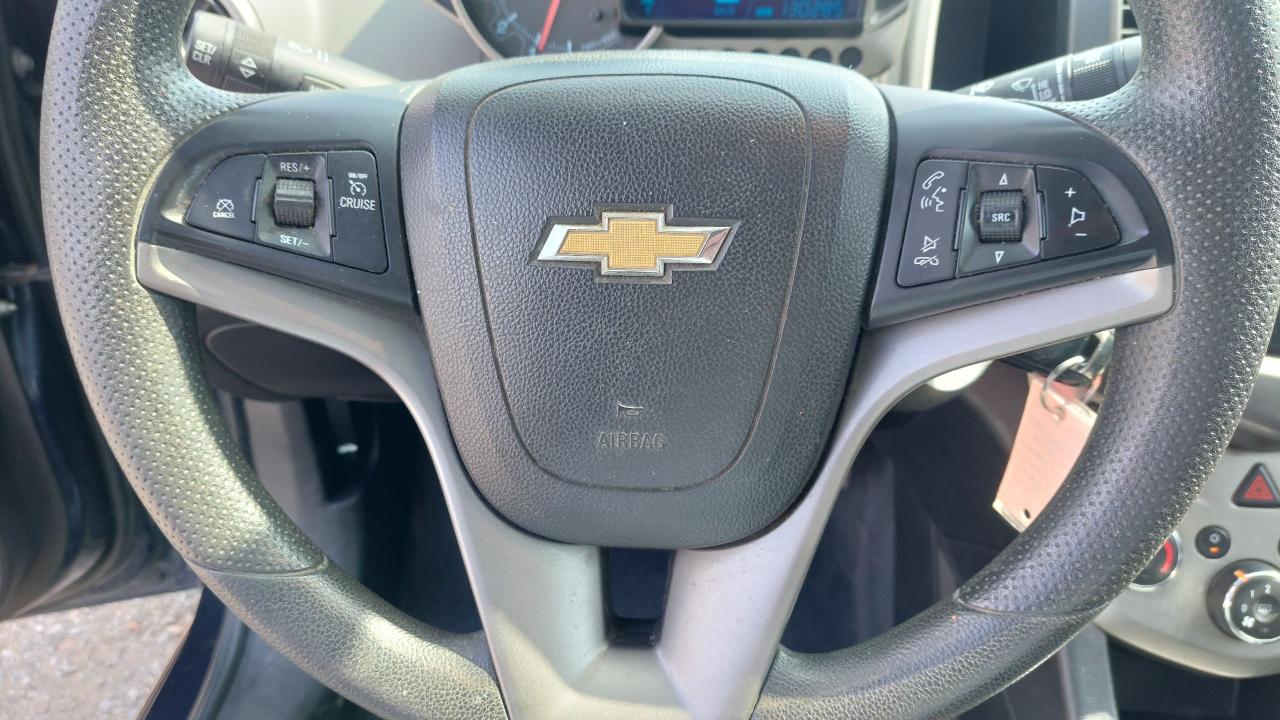2015 Chevrolet Sonic LT - Photo #15
