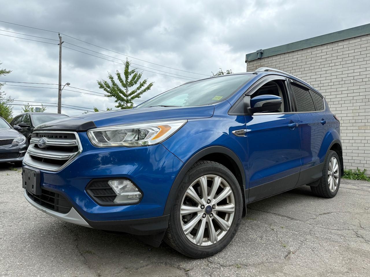 2017 Ford Escape Titanium AWD *SAFETY INCL*CLEAN CARFAX*38 SERVREC* - Photo #3