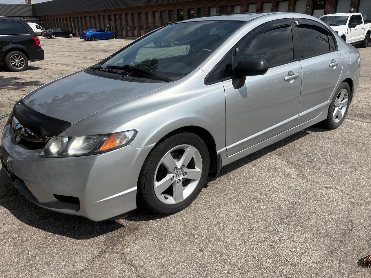 2011 Honda Civic SE - Photo #1