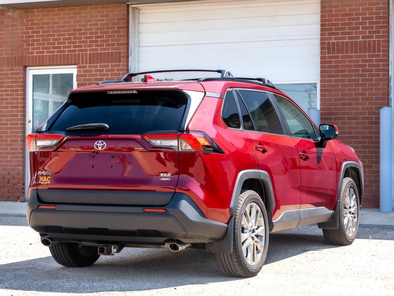2020 Toyota RAV4 XLE - Photo #6
