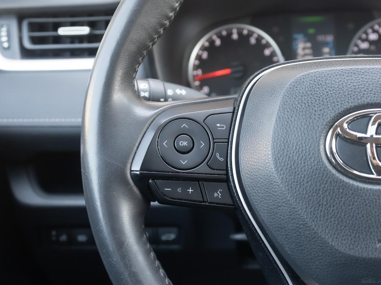 2020 Toyota RAV4 XLE - Photo #11