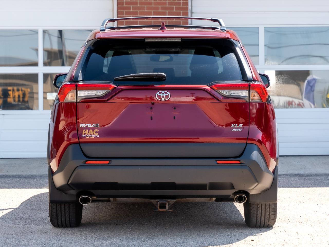 2020 Toyota RAV4 XLE - Photo #7
