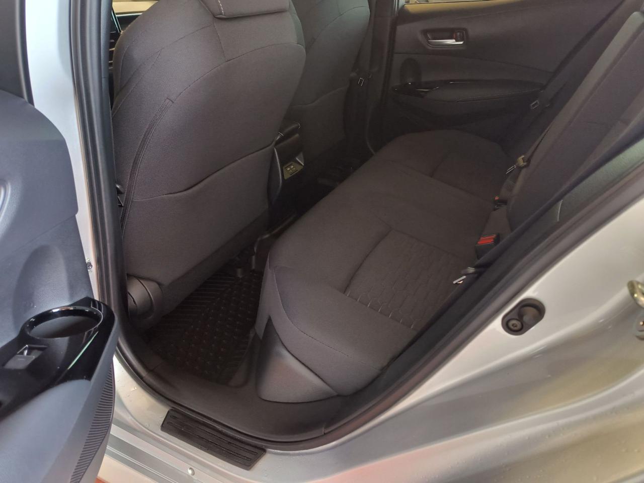 2023 Toyota Corolla SE Photo