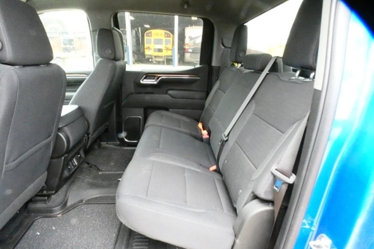 2024 Chevrolet Silverado 1500 LT w/Htd cloth seats, NAV, BUC - Photo #9