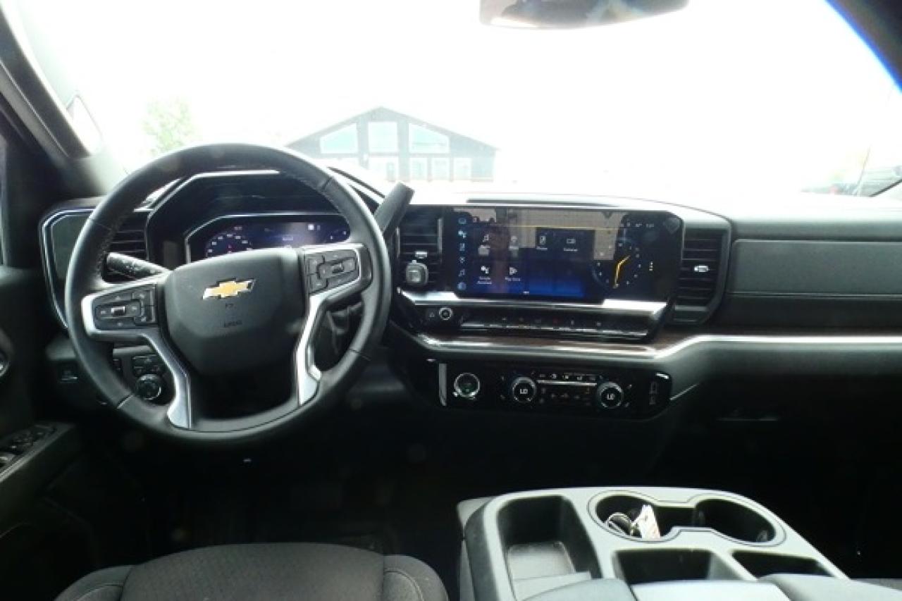 2024 Chevrolet Silverado 1500 LT w/Htd cloth seats, NAV, BUC - Photo #11