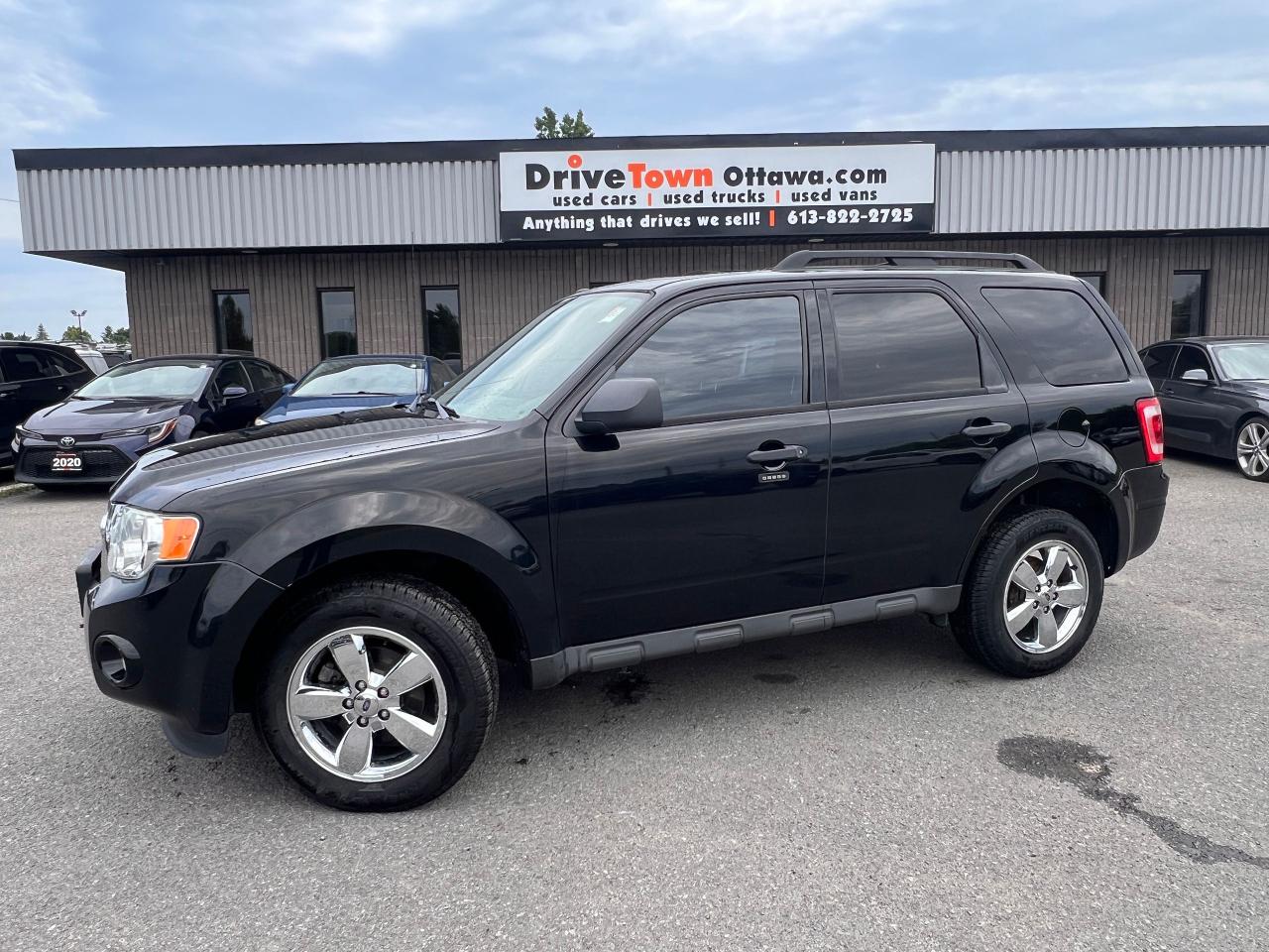 Used 2012 Ford Escape XLT for sale in Ottawa, ON