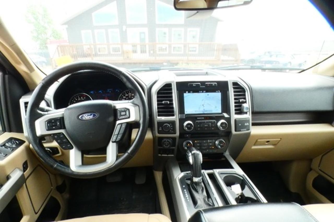 2017 Ford F-150 Lariat ecoboost w/H&C L, pano S/R, NAV, BUC - Photo #11