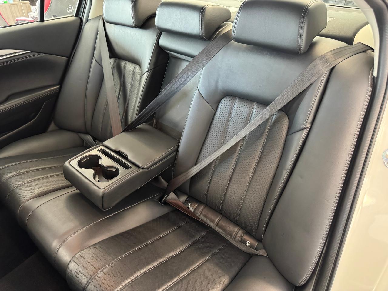 2021 Mazda MAZDA6 GS-L+Leather+Roof+Adaptive Cruise+CLEAN CARFAX - Photo #27