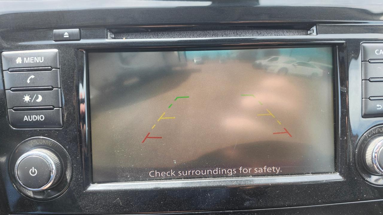 2019 Nissan Rogue SV, AWD, Sunroof, BU Cam, Htd Seats, BT, Rem Start - Photo #16