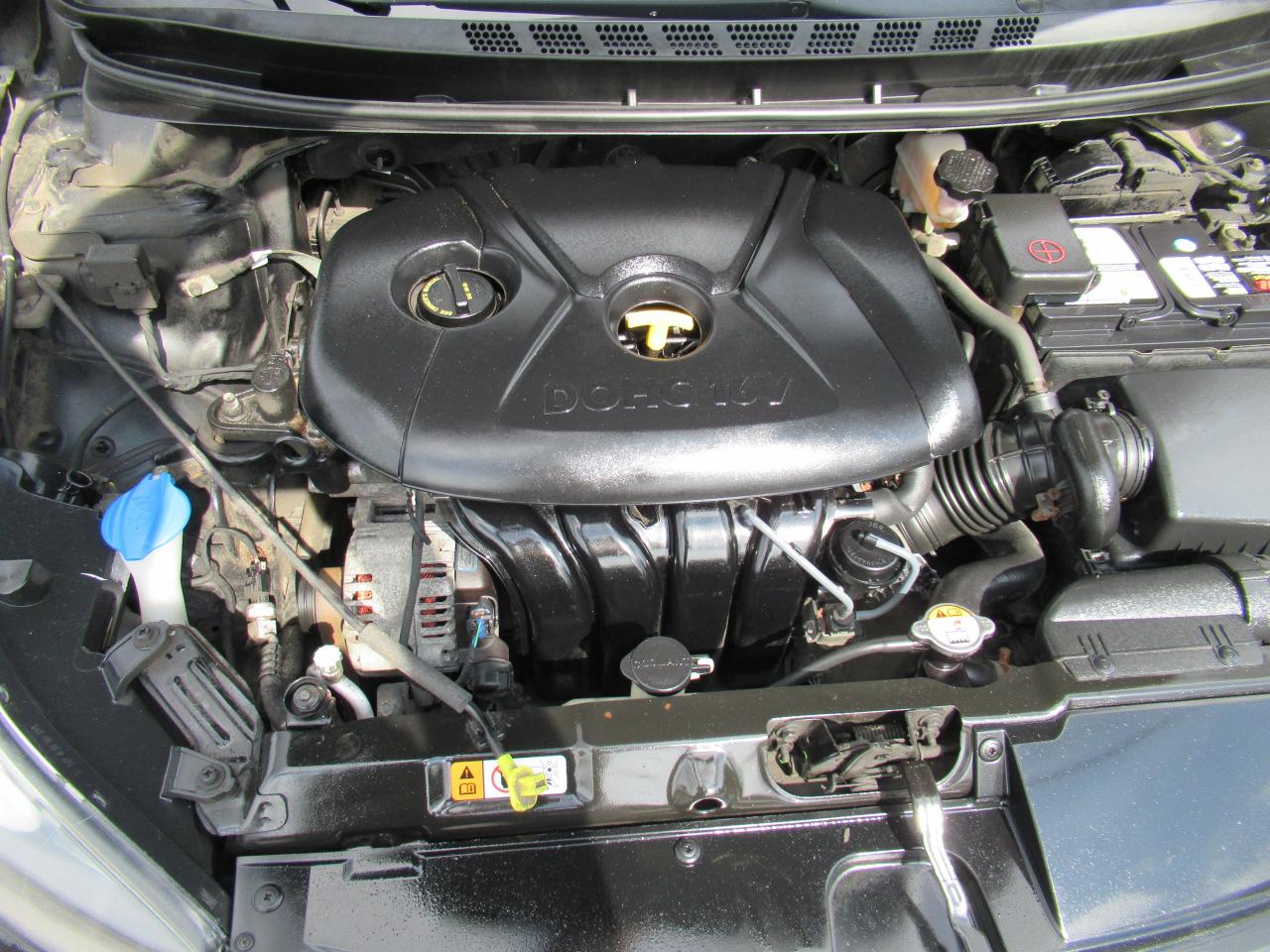 2015 Hyundai Elantra GL - Photo #5