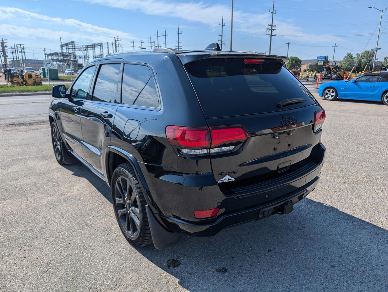 2018 Jeep Grand Cherokee Altitude IV | No Accidents | Heated Steering - Photo #6