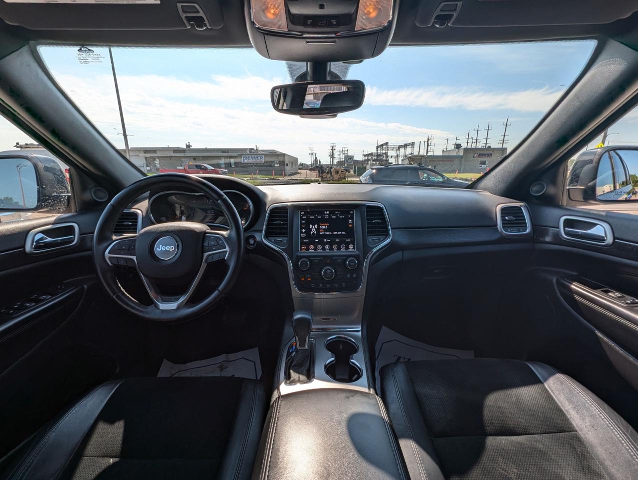 2018 Jeep Grand Cherokee Altitude IV | No Accidents | Heated Steering - Photo #8