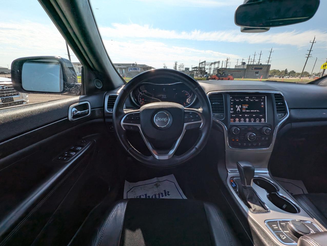 2018 Jeep Grand Cherokee Altitude IV | No Accidents | Heated Steering - Photo #9