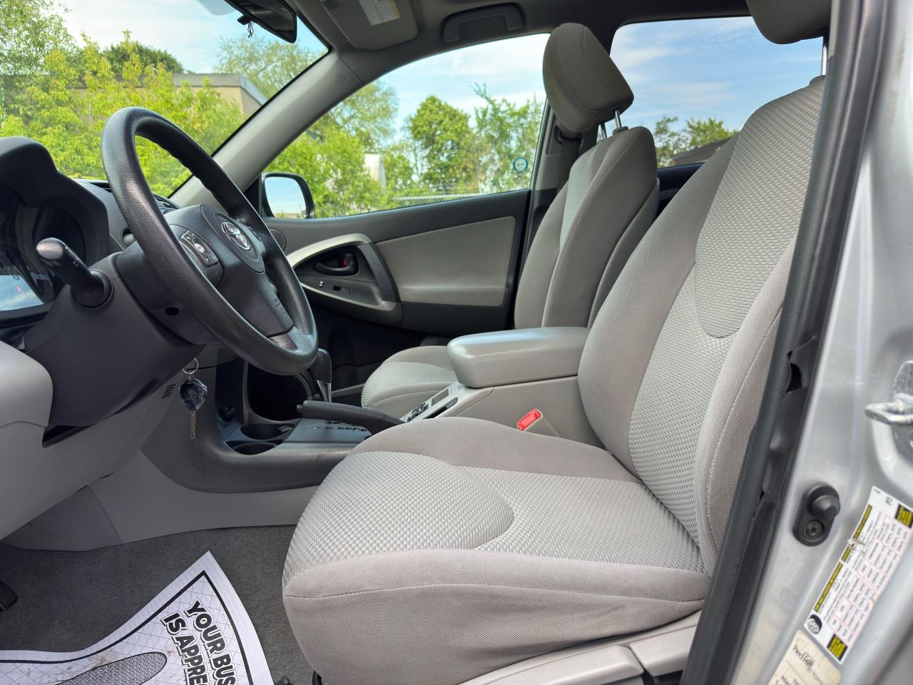 2011 Toyota RAV4 BASE - Photo #10
