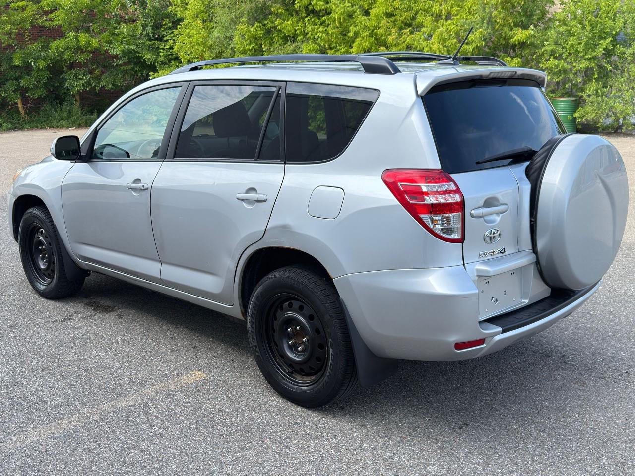 2011 Toyota RAV4 BASE - Photo #7