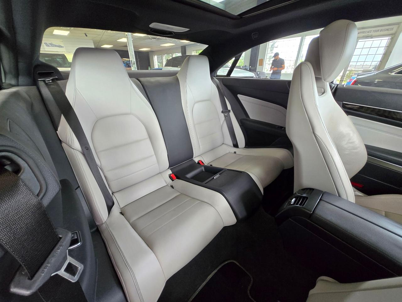 2016 Mercedes-Benz E-Class 2dr Cpe E 400 4MATIC | ALL CREDIT ACCEPTED!! - Photo #18