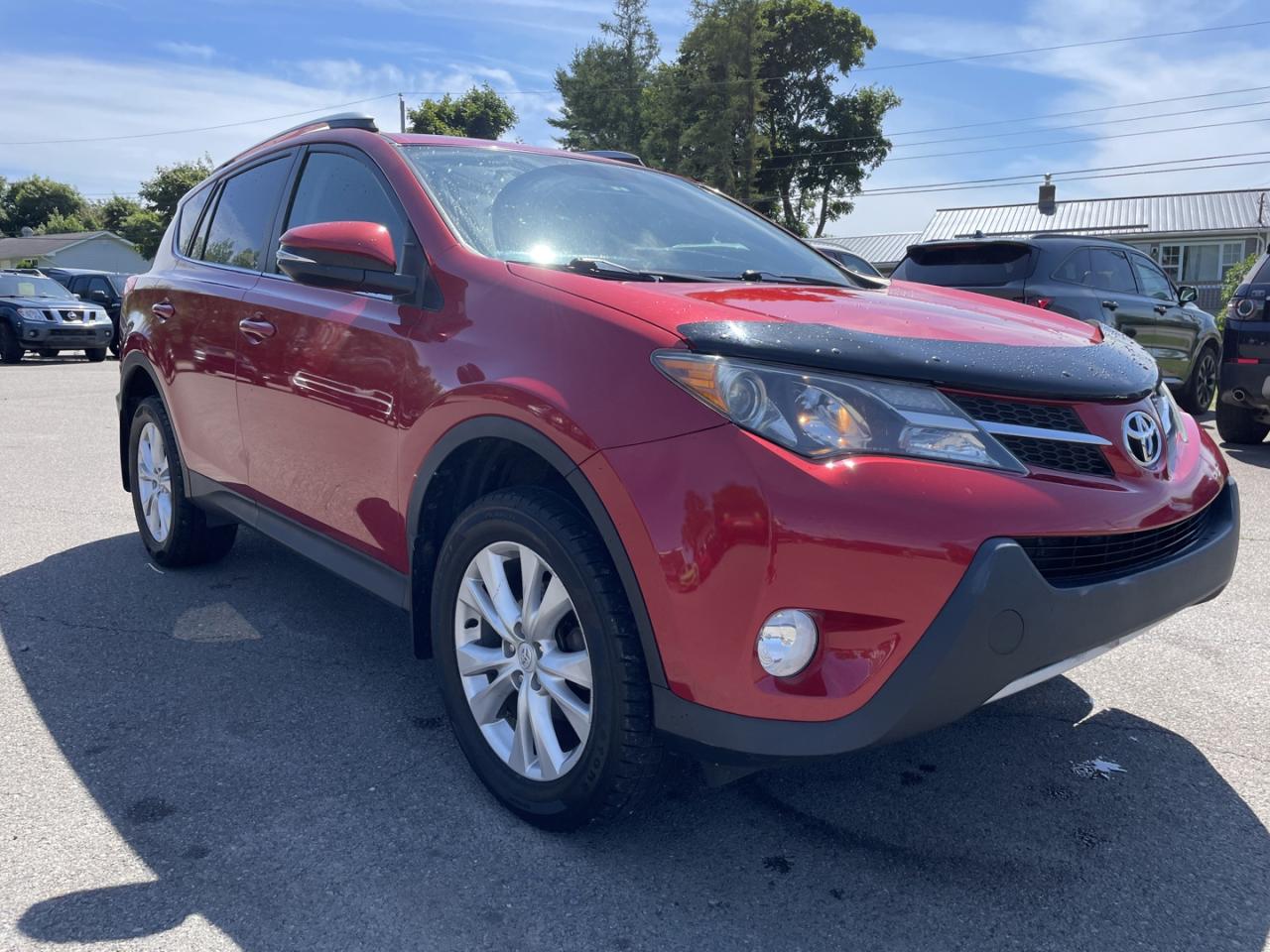 Used 2013 Toyota RAV4 XLE / AWD / ALLOY WHEELS / REVERSE CAMERA / TOUCH SCREEN ENTERTAINMENT / HEATED SEATS / POWER SUNROOF for sale in Truro, NS