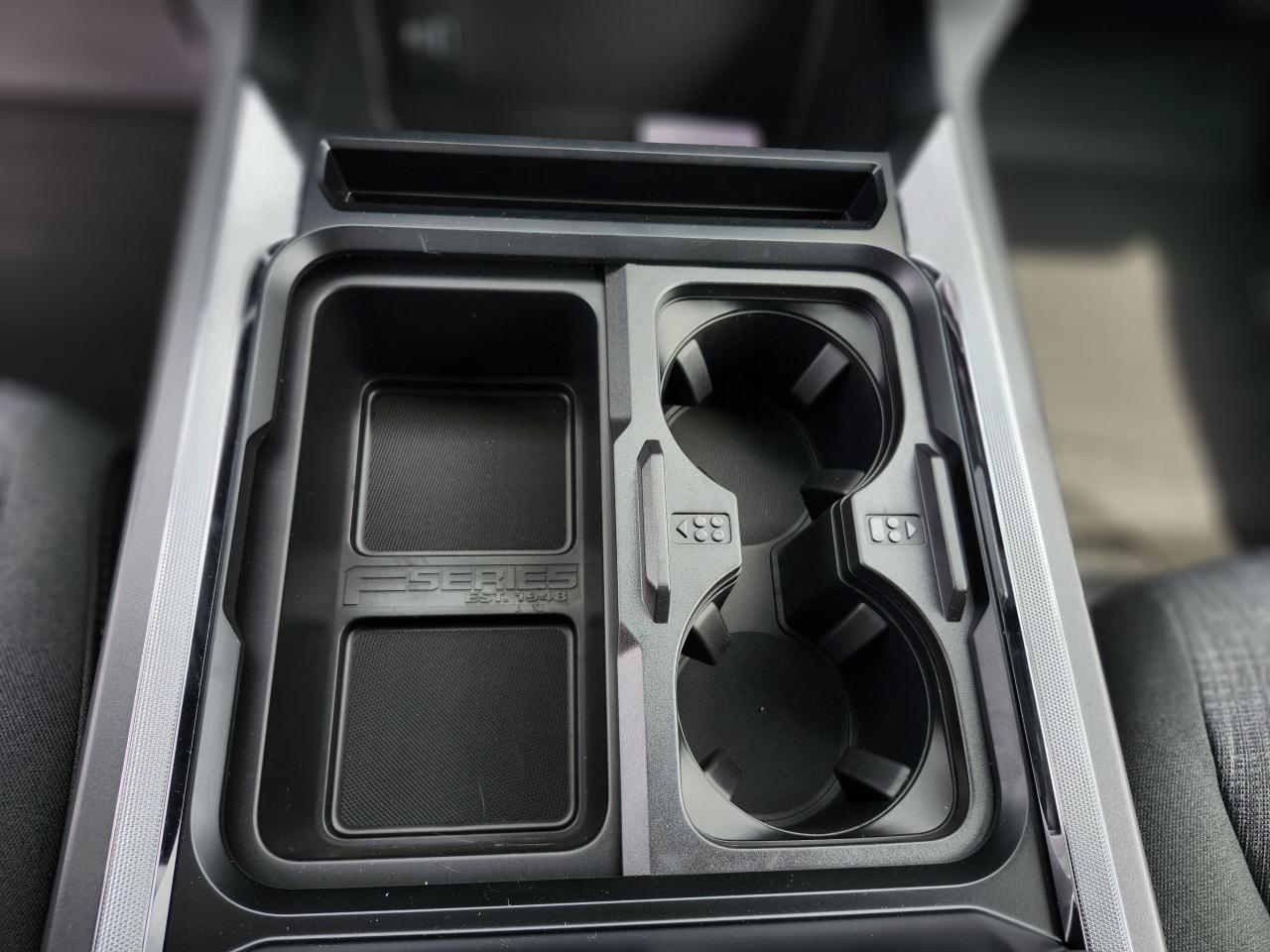 2025 Ford F-350 4X4 CREW CAB PICKUP/ Photo5