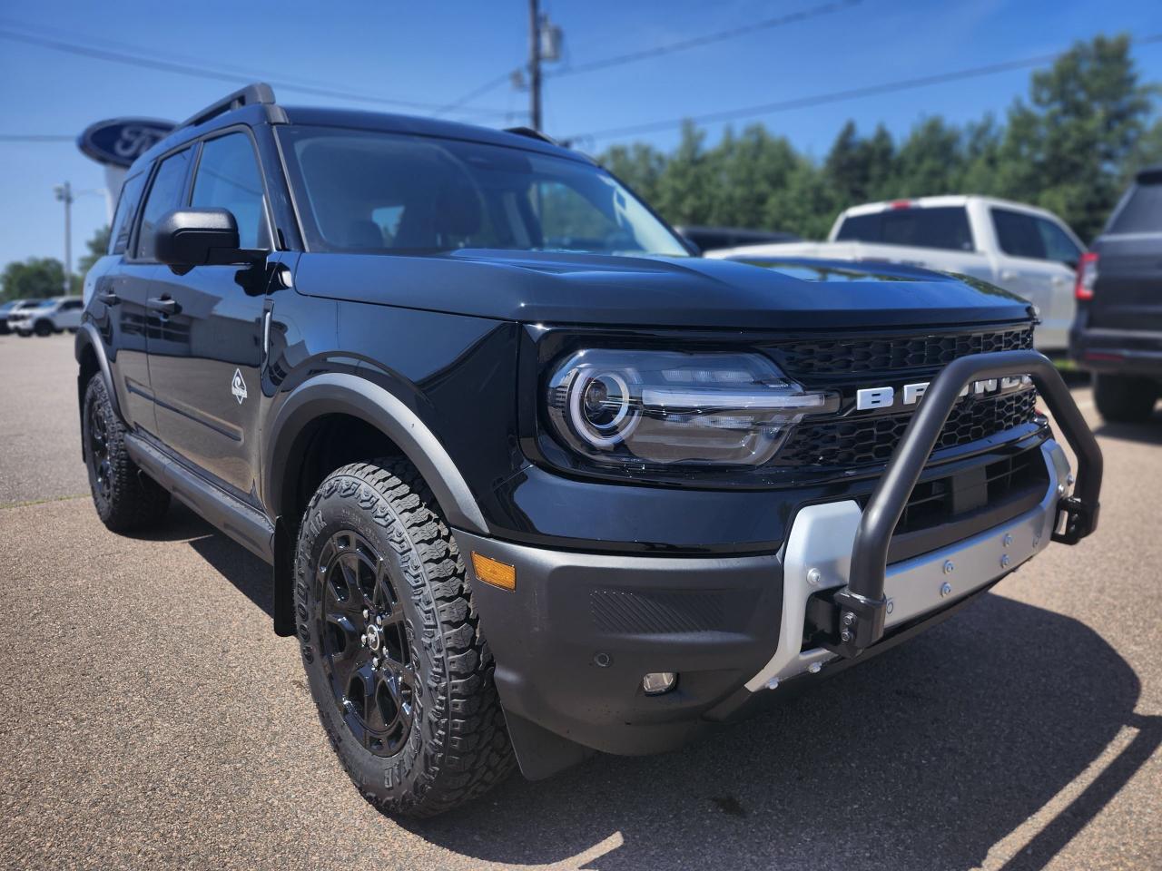 2025 Ford Bronco Sport Outer Banks 4X4 Photo2