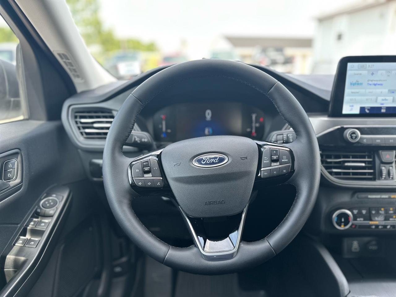 2025 Ford Escape Active AWD Photo5