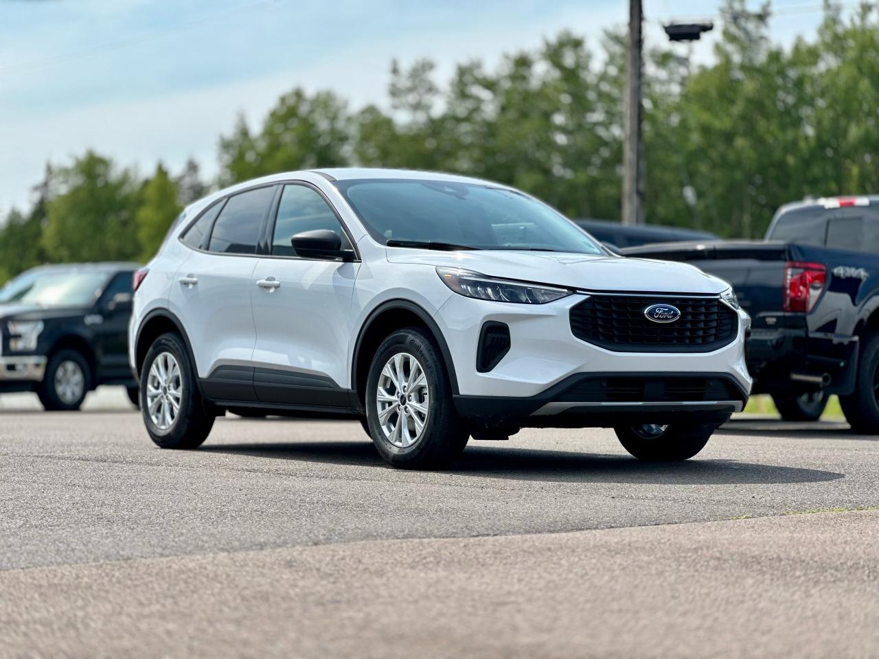 2025 Ford Escape Active AWD Photo5