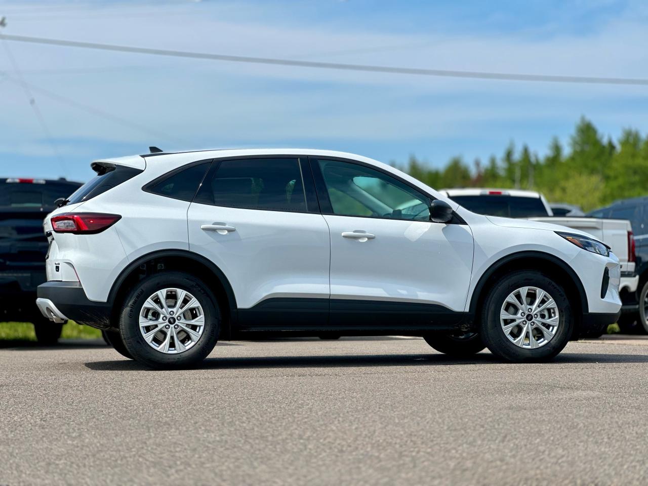 2025 Ford Escape Active AWD Photo5