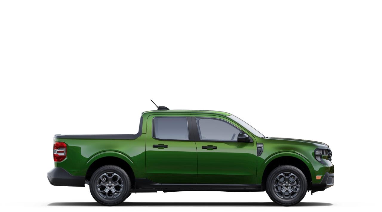 2025 Ford Maverick XLT AWD SuperCrew Photo5