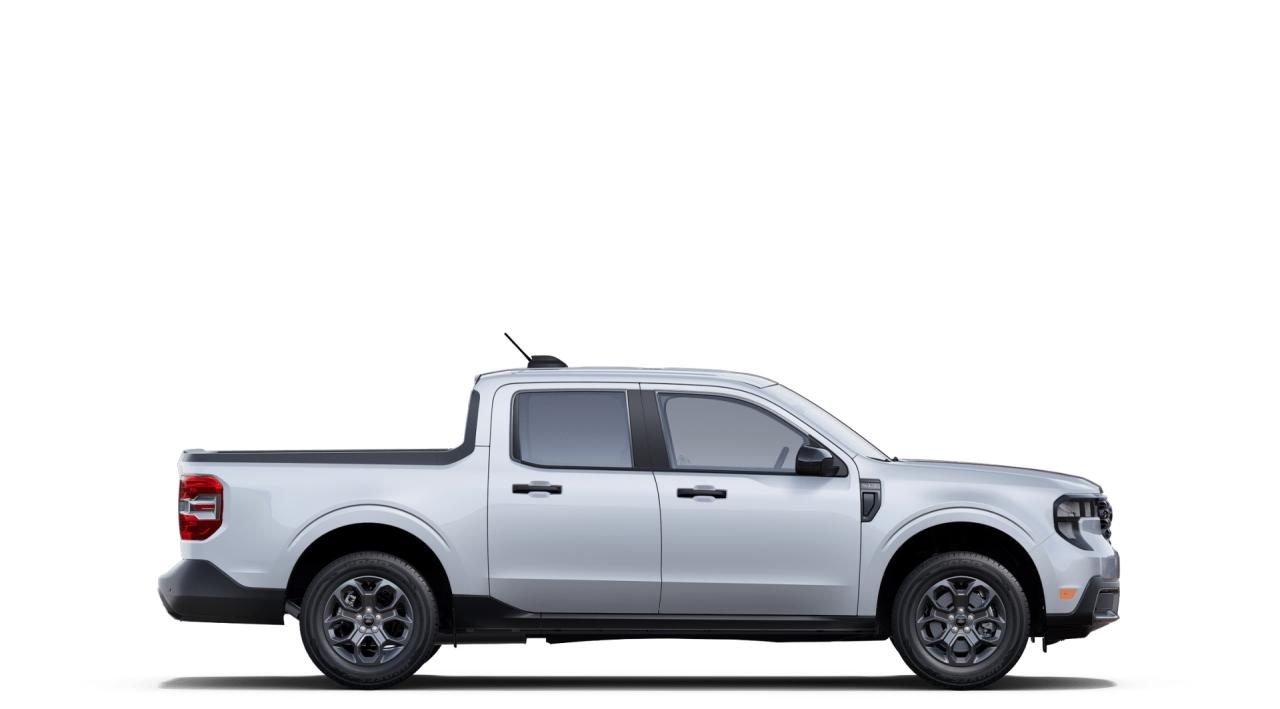 2025 Ford Maverick XLT AWD SuperCrew Photo5