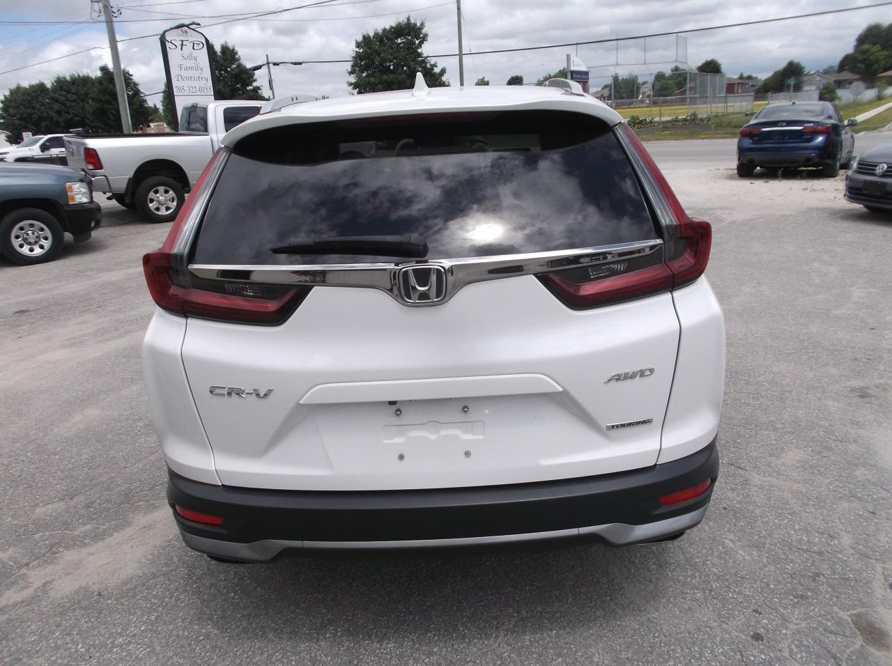 2021 Honda CR-V AWD Touring - Photo #4