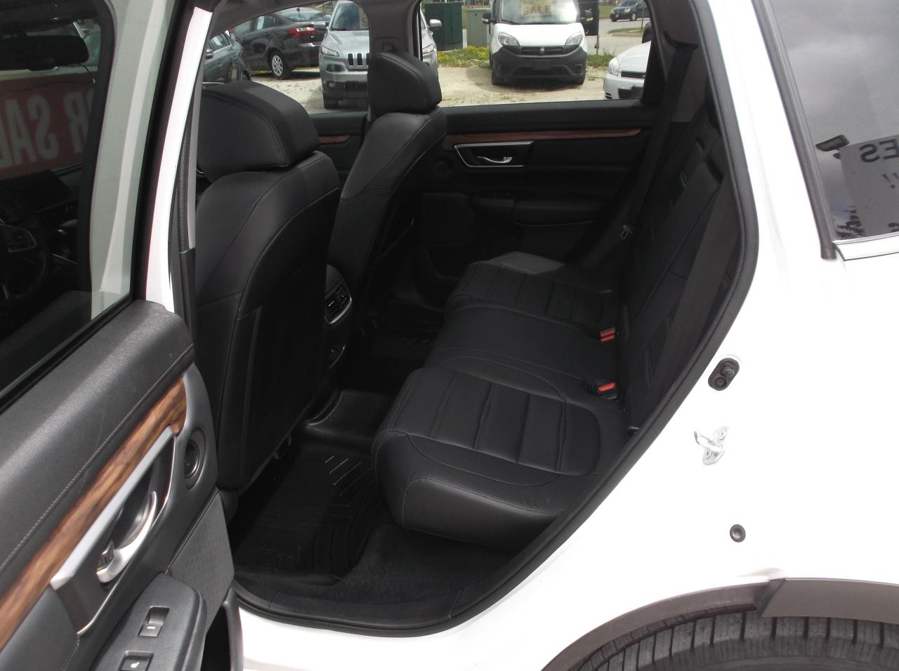 2021 Honda CR-V AWD Touring - Photo #7