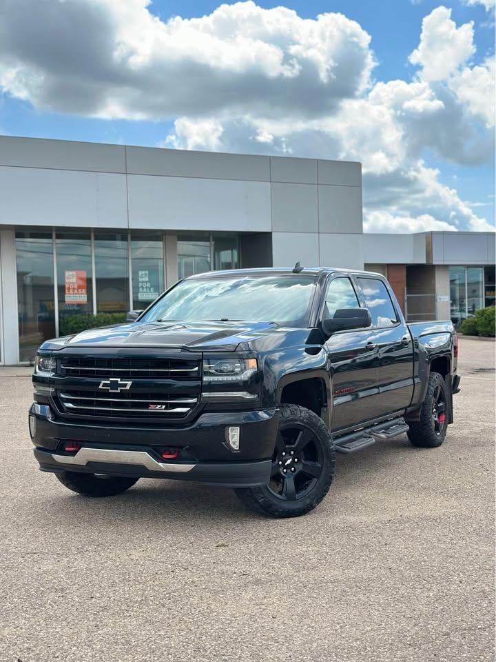 2018 Chevrolet Silverado 1500 LTZ - Photo #2