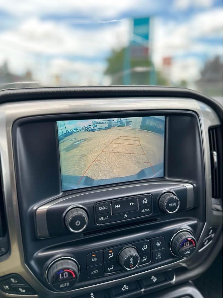 2018 Chevrolet Silverado 1500 LTZ - Photo #15