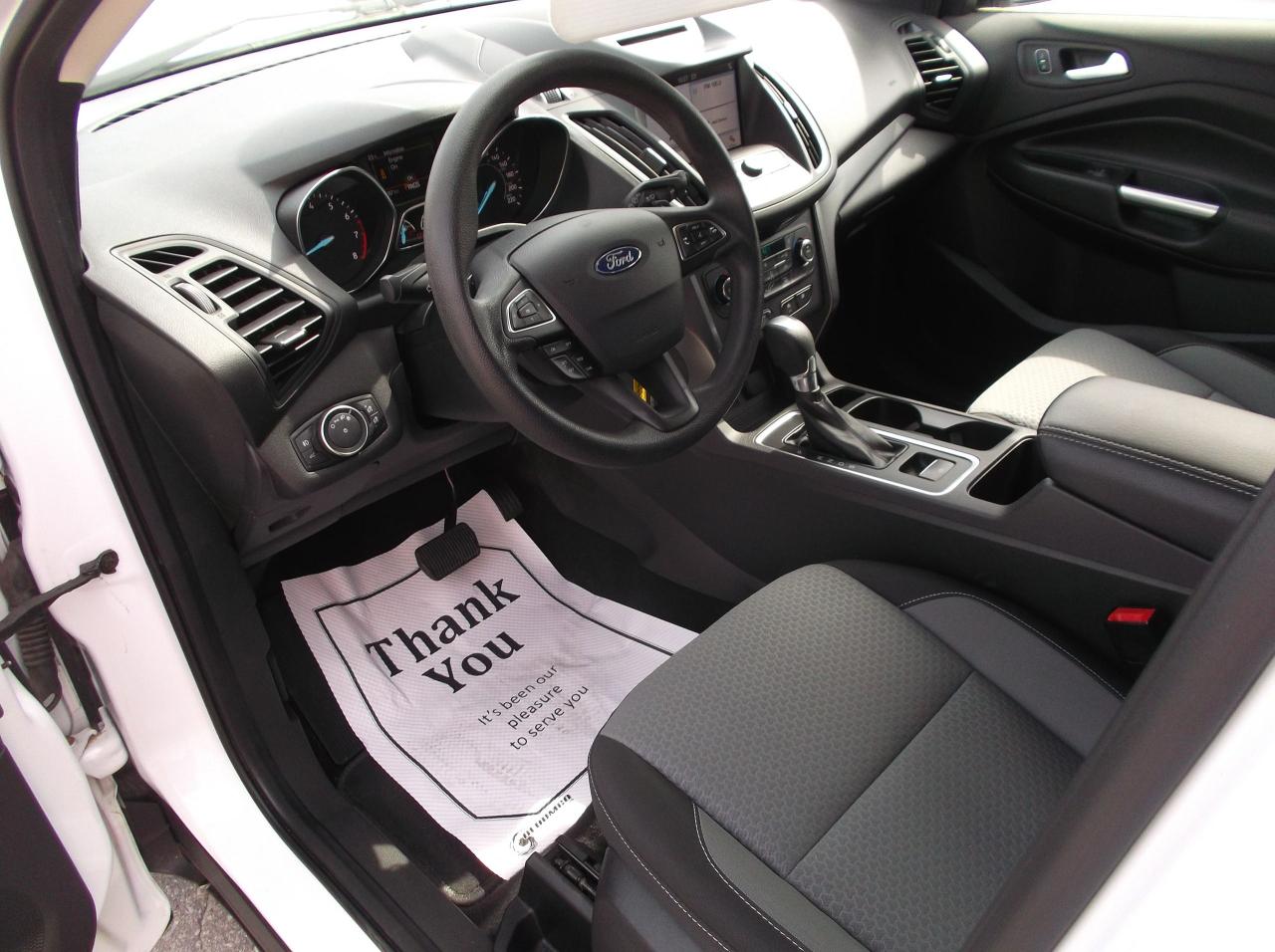 2017 Ford Escape SE - Photo #6