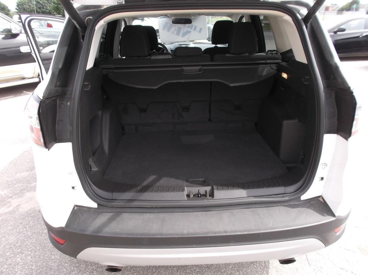 2017 Ford Escape SE - Photo #8
