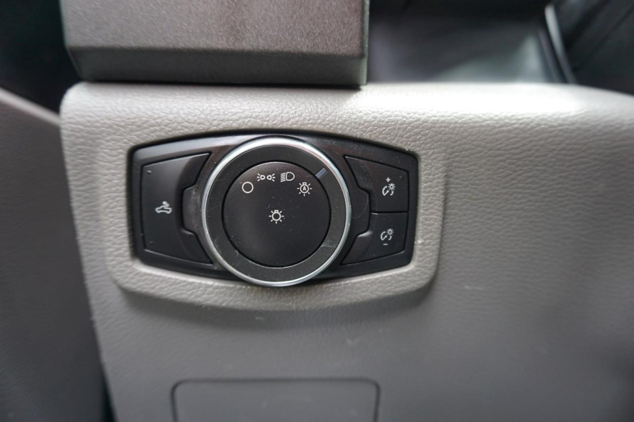 2017 Ford F-350 SD SUPER DUTY 6.2L V8 XL CREW 4WD CERTIFIED CAMERA BLUETOOTH CRUISE ALLOYS - Photo #28