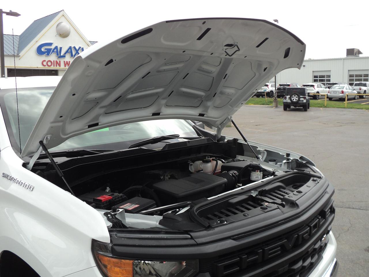 2024 Chevrolet Silverado 1500 WT RegCab 2WD 5.3L8cyl 8ft Box BackUpCam - Photo #30