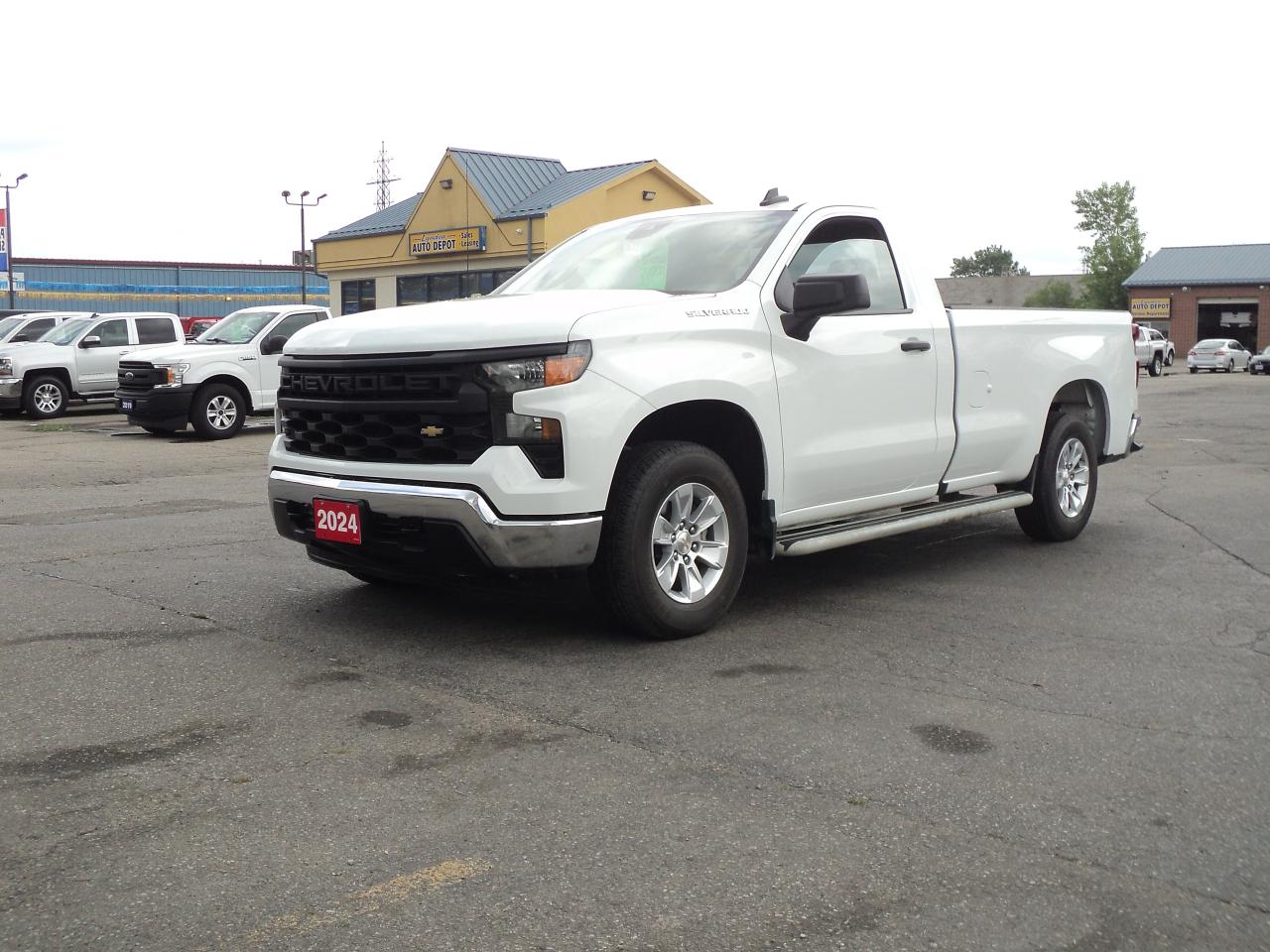 2024 Chevrolet Silverado 1500 WT RegCab 2WD 5.3L8cyl 8ft Box BackUpCam - Photo #2