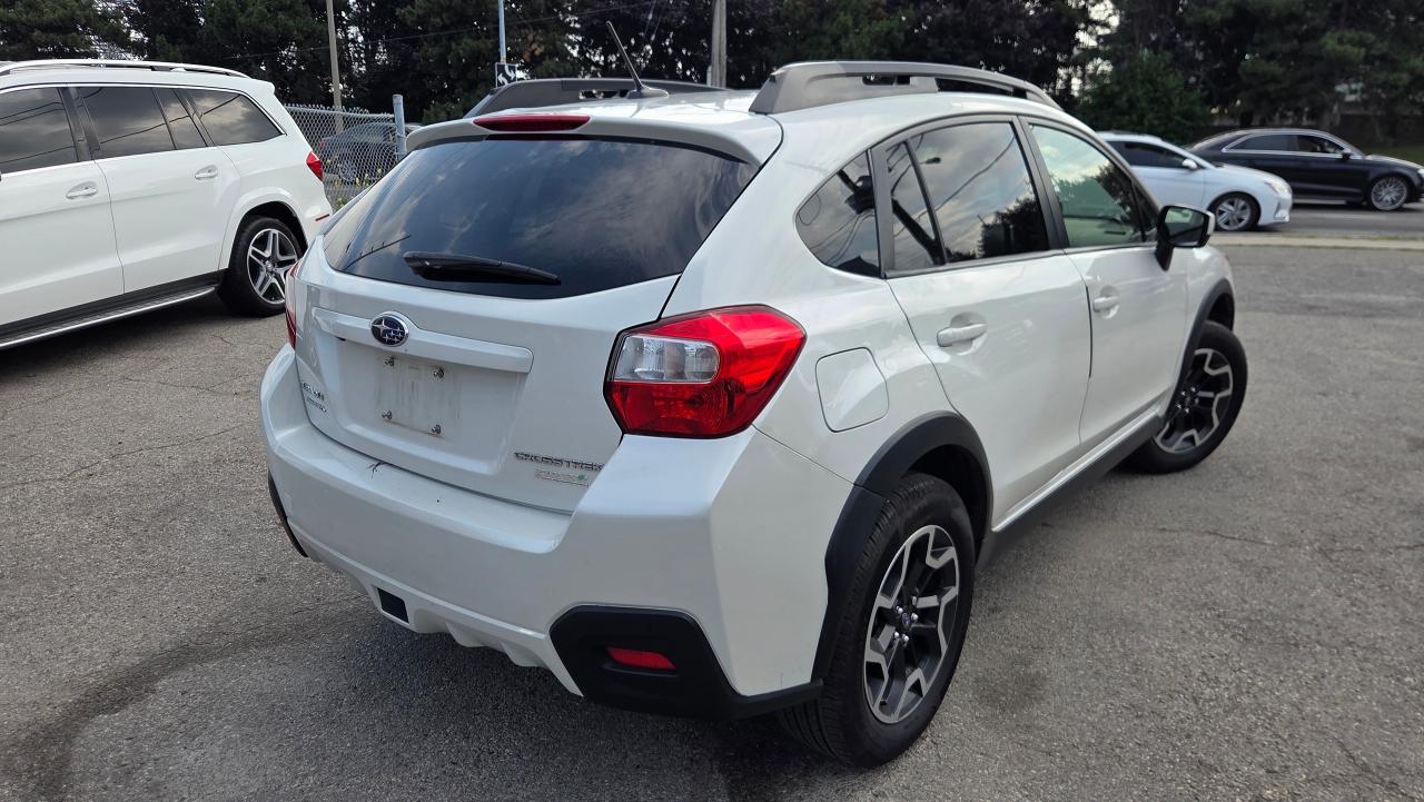 2017 Subaru Crosstrek Sport - Photo #4