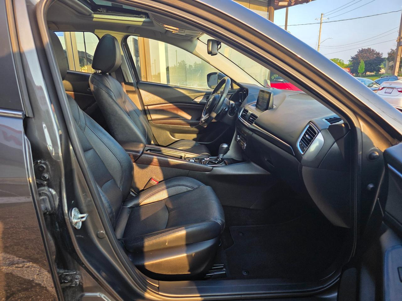 2017 Mazda MAZDA3 GT I-Active Sense | Leather | Sunroof | BOSE | Backup Camera Photo