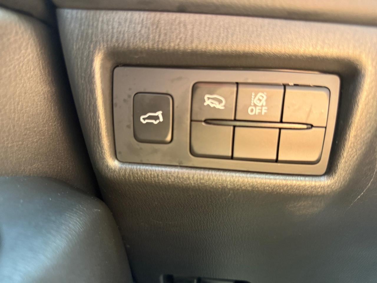 12736368