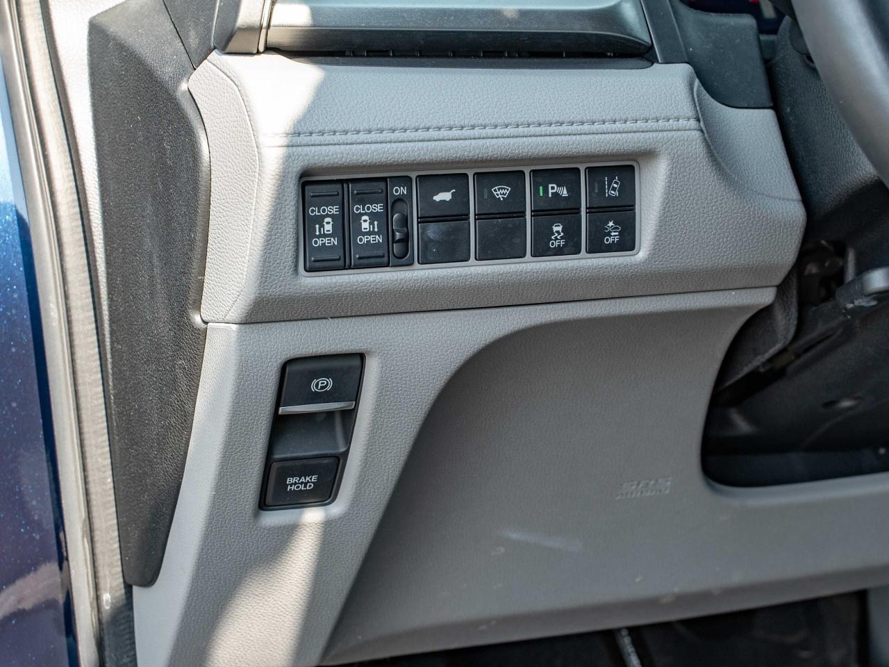 12736371