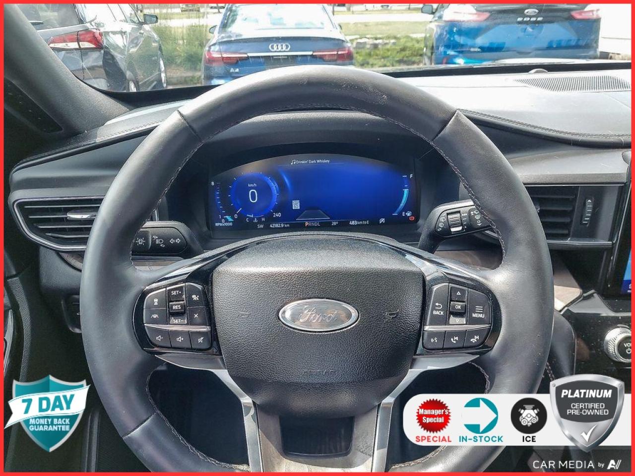 2023 Ford Explorer Platinum - LOW KM - LEATHER CAPTAIN'S CHAIRS - LIKE NEW Photo