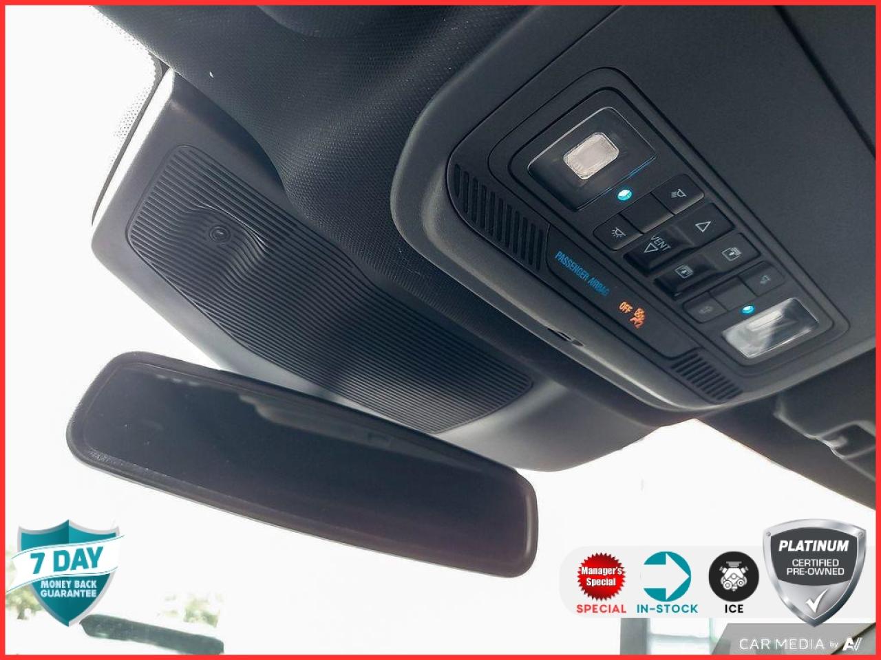 2023 Ford Explorer Platinum - LOW KM - LEATHER CAPTAIN'S CHAIRS - LIKE NEW Photo