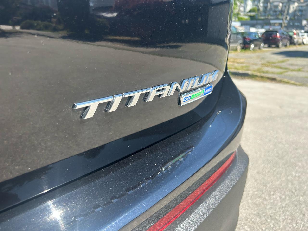 2016 Ford Edge Titanium - Photo #14